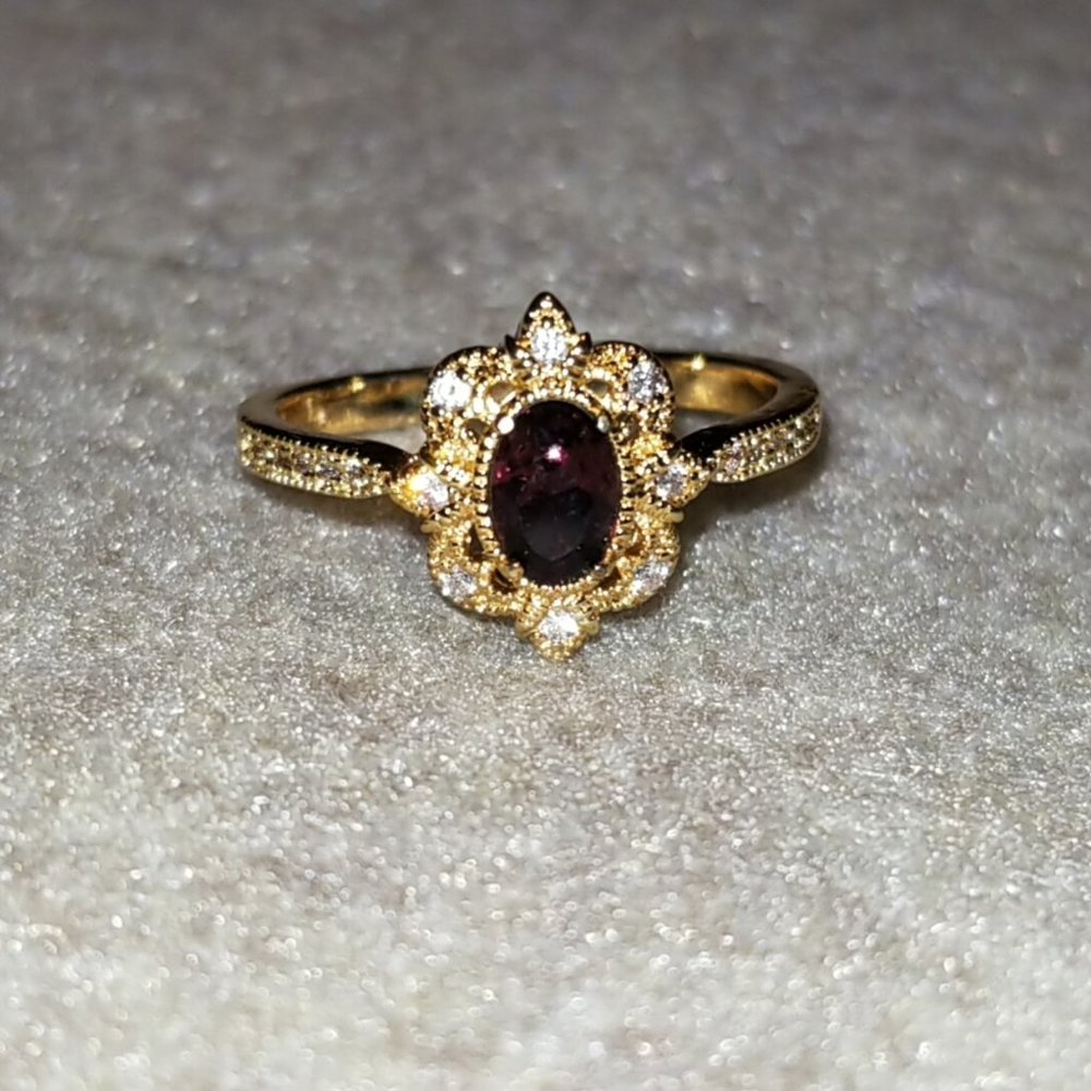 Fragrant Jewels - Gold Ring w/Red center Gem